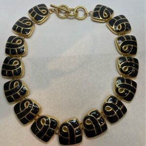 Vintage gold tone and Enamel necklace